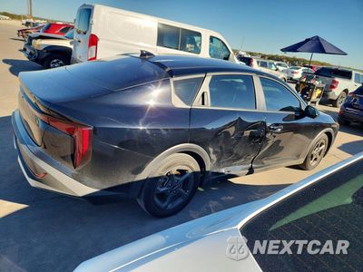 Trzecie zdjęcie samochodu z tyłu: 2025 KIA K4 LXS VIN:3KPFT4DE5SE071624 - miniatura