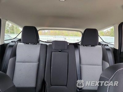 Zdjęcie 10 z 13 samochodu: 2019 FORD ESCAPE SE VIN:1FMCU9GD9KUB91438 - miniatura