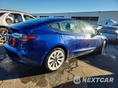 Trzecie zdjęcie samochodu z tyłu: 2022 TESLA MODEL 3 VIN:5YJ3E1EA3NF371622 - miniatura