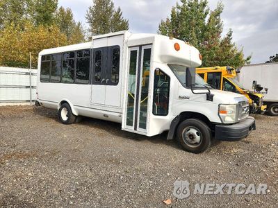 2011 FORD E450 SHUTTLE BUS 1FDFE4FS6BDB00476 - główne zdjęcie licytacji z USA - miniatura