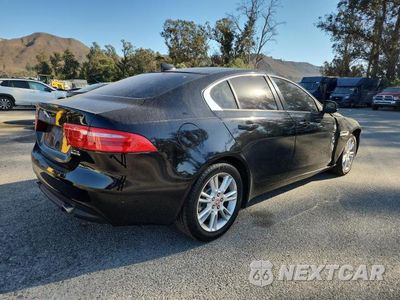 Trzecie zdjęcie samochodu z tyłu: 2018 JAGUAR XE PREMIUM VIN:SAJAJ4FX3JCP26403 - miniatura