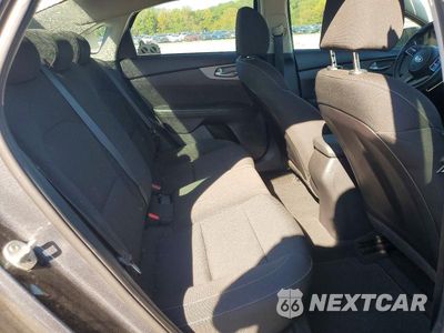 Zdjęcie 10 z 12 samochodu: 2021 KIA FORTE FE VIN:3KPF24AD4ME407345 - miniatura