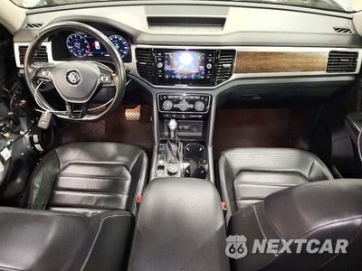 Zdjęcie 8 z 14 samochodu: 2018 VOLKSWAGEN ATLAS SEL PREMIUM VIN:1V2NR2CA8JC511062 - miniatura