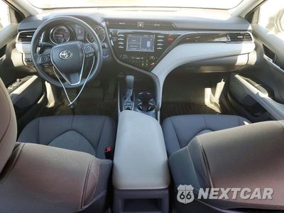 Zdjęcie 8 z 12 samochodu: 2019 TOYOTA CAMRY LE VIN:4T1B31HK8KU006888 - miniatura
