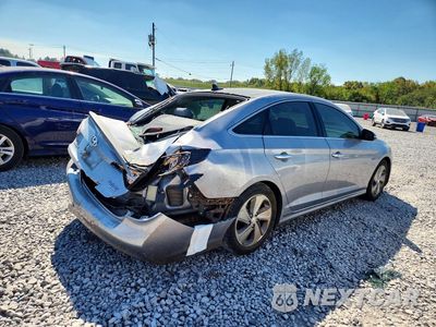 Trzecie zdjęcie samochodu z tyłu: 2016 HYUNDAI SONATA HYBRID LIMITED VIN:KMHE34L16GA027941 - miniatura