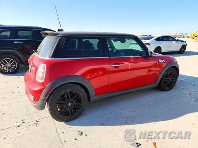 Trzecie zdjęcie samochodu z tyłu: 2012 MINI COOPER S VIN:WMWSV3C51CT385863 - miniatura