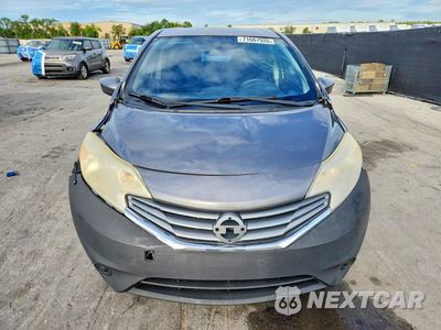 Piąte zdjęcie samochodu w środku: 2016 NISSAN VERSA NOTE SV VIN:3N1CE2CP9GL386548 - miniatura