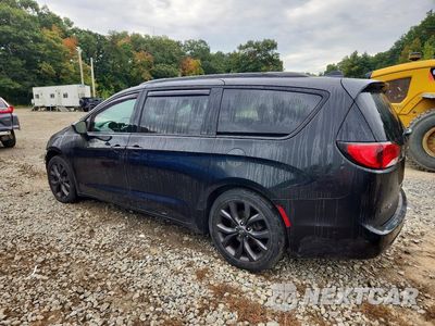 Drugie zdjęcie samochodu z przodu: 2018 CHRYSLER PACIFICA TOURING PLUS VIN:2C4RC1FG1JR204502 - miniatura