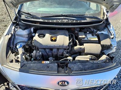 Zdjęcie 11 z 12 samochodu: 2018 KIA FORTE LX VIN:3KPFK4A78JE283473 - miniatura
