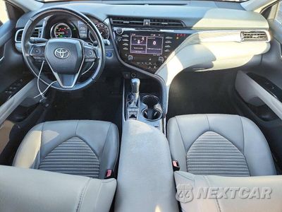 Zdjęcie 8 z 13 samochodu: 2018 TOYOTA CAMRY HYBRID SE VIN:4T1B21HK4JU003438 - miniatura