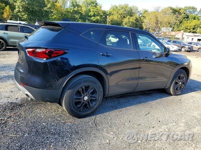 Trzecie zdjęcie samochodu z tyłu: 2021 CHEVROLET BLAZER 1LT VIN:3GNKBBRA2MS540465 - miniatura