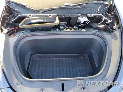 Zdjęcie 12 z 13 samochodu: 2020 TESLA MODEL Y VIN:5YJYGDEF0LF039597 - miniatura
