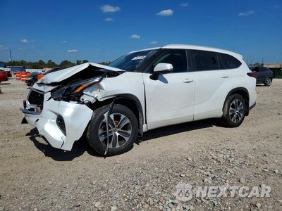 2023 TOYOTA HIGHLANDER XLE 5TDKDRAH1PS008881 - główne zdjęcie licytacji z USA - miniatura