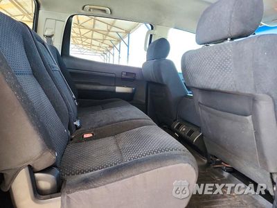 Zdjęcie 10 z 12 samochodu: 2010 TOYOTA TUNDRA CREWMAX SR5 VIN:5TFEY5F15AX084188 - miniatura