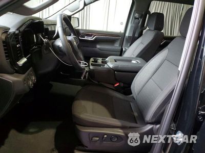 Zdjęcie 7 z 12 samochodu: 2026 CHEVROLET SILVERADO K1500 LT VIN:1GCUKDED8TZ441776 - miniatura