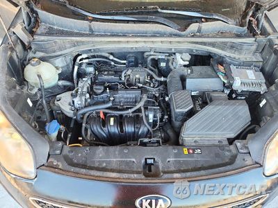 Zdjęcie 12 z 13 samochodu: 2017 KIA SPORTAGE EX VIN:KNDPN3AC8H7115104 - miniatura