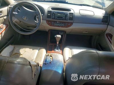 Zdjęcie 8 z 12 samochodu: 2003 TOYOTA CAMRY XLE V6 VIN:4T1BF30K13U553713 - miniatura