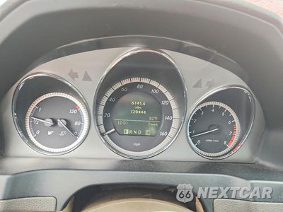Zdjęcie 9 z 12 samochodu: 2010 MERCEDES-BENZ C 300 VIN:WDDGF5EB3AR086363 - miniatura