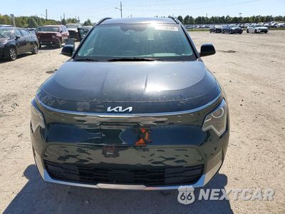 Piąte zdjęcie samochodu w środku: 2023 KIA NIRO WIND VIN:KNDCR3L15P5017253 - miniatura