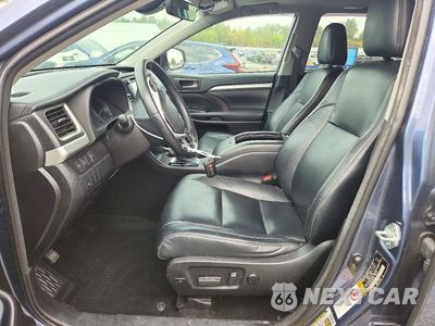 Zdjęcie 7 z 13 samochodu: 2018 TOYOTA HIGHLANDER XLE VIN:5TDJZRFHXJS872454 - miniatura