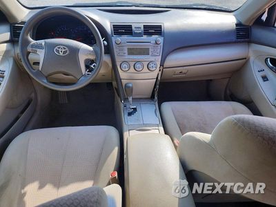Zdjęcie 8 z 12 samochodu: 2011 TOYOTA CAMRY LE VIN:4T1BF3EK6BU669349 - miniatura