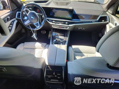 Zdjęcie 8 z 13 samochodu: 2023 BMW X7 XDRIVE40I VIN:5UX23EM0XP9R58753 - miniatura