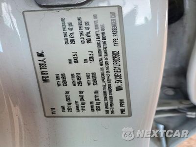 Zdjęcie 12 z 12 samochodu: 2020 TESLA MODEL 3 VIN:5YJ3E1EC1LF602502 - miniatura