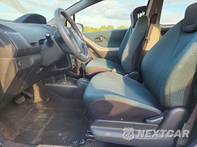 Zdjęcie 7 z 12 samochodu: 2006 TOYOTA YARIS VIN:JTDJT923565021705 - miniatura