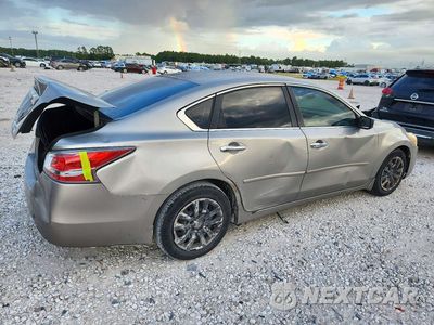 Trzecie zdjęcie samochodu z tyłu: 2015 NISSAN ALTIMA 2.5 S VIN:1N4AL3AP0FC195667 - miniatura