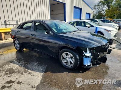 Czwarte zdjęcie samochodu z boku: 2024 HYUNDAI ELANTRA SE VIN:KMHLL4DG8RU651817 - miniatura