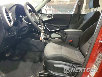 Zdjęcie 7 z 13 samochodu: 2021 KIA SOUL LX VIN:KNDJ23AUXM7793449 - miniatura