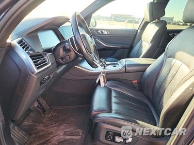 Zdjęcie 7 z 13 samochodu: 2019 BMW X5 XDRIVE50I VIN:5UXJU2C58KLN66886 - miniatura