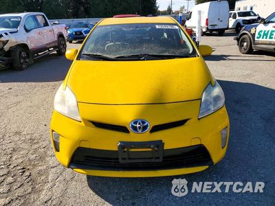Piąte zdjęcie samochodu w środku: 2013 TOYOTA PRIUS TWO VIN:JTDKN3DU7D5541810 - miniatura
