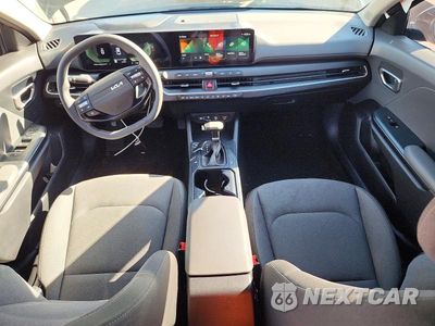 Zdjęcie 9 z 13 samochodu: 2025 KIA K4 LXS VIN:3KPFT4DE5SE071624 - miniatura