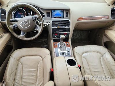 Zdjęcie 8 z 12 samochodu: 2012 AUDI Q7 PREMIUM PLUS VIN:WA1LMAFE5CD009052 - miniatura