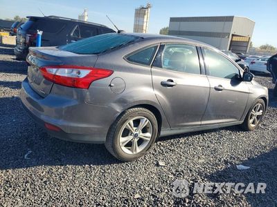 Trzecie zdjęcie samochodu z tyłu: 2014 FORD FOCUS SE VIN:1FADP3F26EL340935 - miniatura