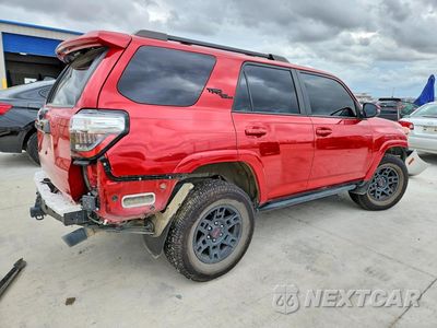 Trzecie zdjęcie samochodu z tyłu: 2023 TOYOTA 4RUNNER TRD OFF-ROAD PREMIUM VIN:JTERU5JR3P6201724 - miniatura