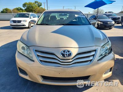 Piąte zdjęcie samochodu w środku: 2010 TOYOTA CAMRY LE VIN:4T4BF3EK5AR028648 - miniatura