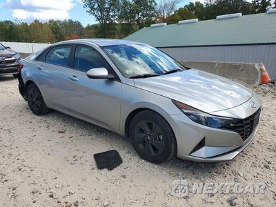 Czwarte zdjęcie samochodu z boku: 2022 HYUNDAI ELANTRA SEL VIN:5NPLM4AG8NH071218 - miniatura