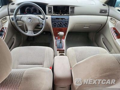 Zdjęcie 8 z 12 samochodu: 2005 TOYOTA COROLLA LE VIN:1NXBR32E25Z550708 - miniatura