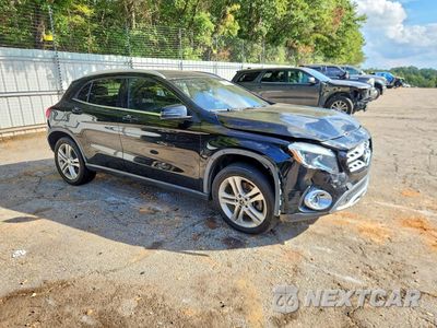Czwarte zdjęcie samochodu z boku: 2018 MERCEDES-BENZ GLA 250 VIN:WDCTG4EB8JJ520365 - miniatura