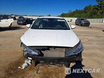 Piąte zdjęcie samochodu w środku: 2019 HYUNDAI ELANTRA SEL VIN:5NPD84LF7KH454849 - miniatura