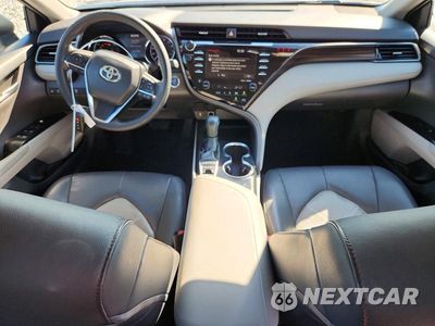 Zdjęcie 8 z 12 samochodu: 2019 TOYOTA CAMRY HYBRID XLE VIN:4T1B21HK6KU519169 - miniatura