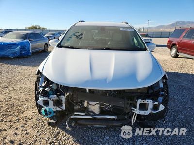 Piąte zdjęcie samochodu w środku: 2017 CHRYSLER PACIFICA TOURING L VIN:2C4RC1BG0HR552937 - miniatura