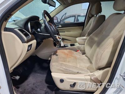Zdjęcie 7 z 13 samochodu: 2016 JEEP GRAND CHEROKEE LAREDO VIN:1C4RJEAG0GC445747 - miniatura