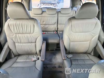 Zdjęcie 10 z 13 samochodu: 2008 HONDA ODYSSEY TOURING VIN:5FNRL38958B040168 - miniatura