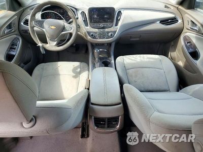 Zdjęcie 8 z 12 samochodu: 2019 CHEVROLET MALIBU LT VIN:1G1ZD5ST5KF196588 - miniatura