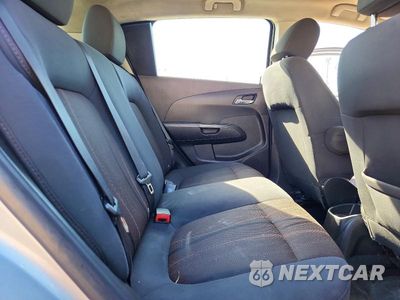 Zdjęcie 11 z 13 samochodu: 2014 CHEVROLET SONIC LT VIN:1G1JC6SG9E4139593 - miniatura