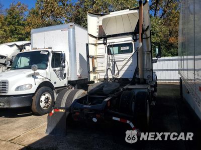 Trzecie zdjęcie samochodu z tyłu: 2017 VOLVO VNL SEMI TRUCK VIN:4V4N39TG1HN987995 - miniatura