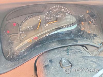 Zdjęcie 9 z 13 samochodu: 2005 CHEVROLET SUBURBAN K1500 VIN:3GNFK16Z15G230852 - miniatura